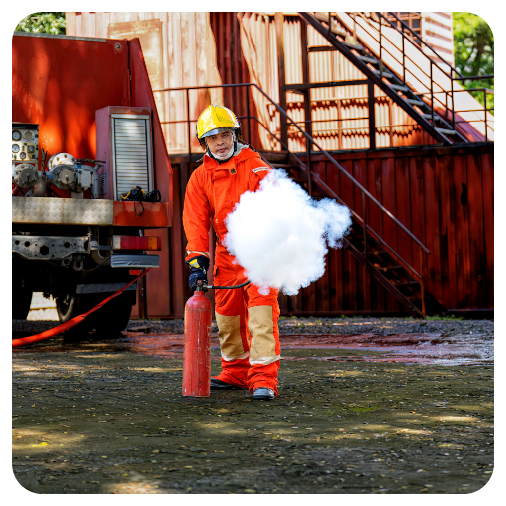 treinamento de combate a incêndio